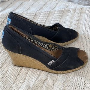 Toms Classic Peep Toe Wedges